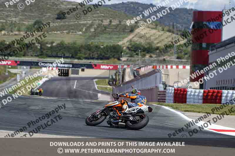 cadwell no limits trackday;cadwell park;cadwell park photographs;cadwell trackday photographs;enduro digital images;event digital images;eventdigitalimages;navarra;no limits trackdays;peter wileman photography;racing digital images;trackday digital images;trackday photos